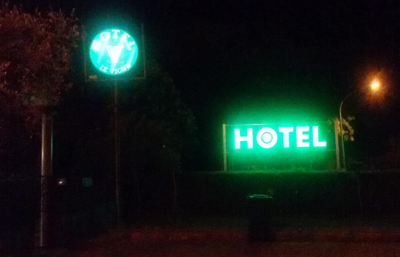 Hotel Le Vigne Contigliano Exterior foto